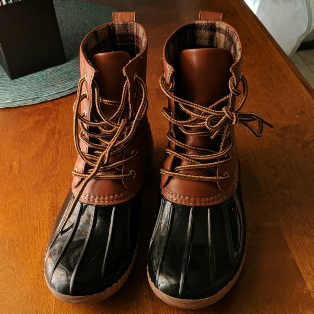 Steve Madden weather boots